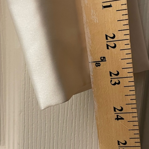 S: Rachel Zoe Satin Long Sleeve Button Down Blouse Ivory NWOT New! - Picture 5 of 9